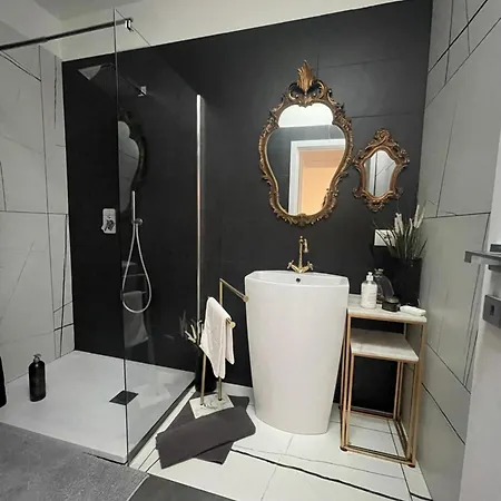 Decoluxe Martiniana Apartment *