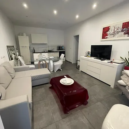 Apartment Decoluxe Martiniana